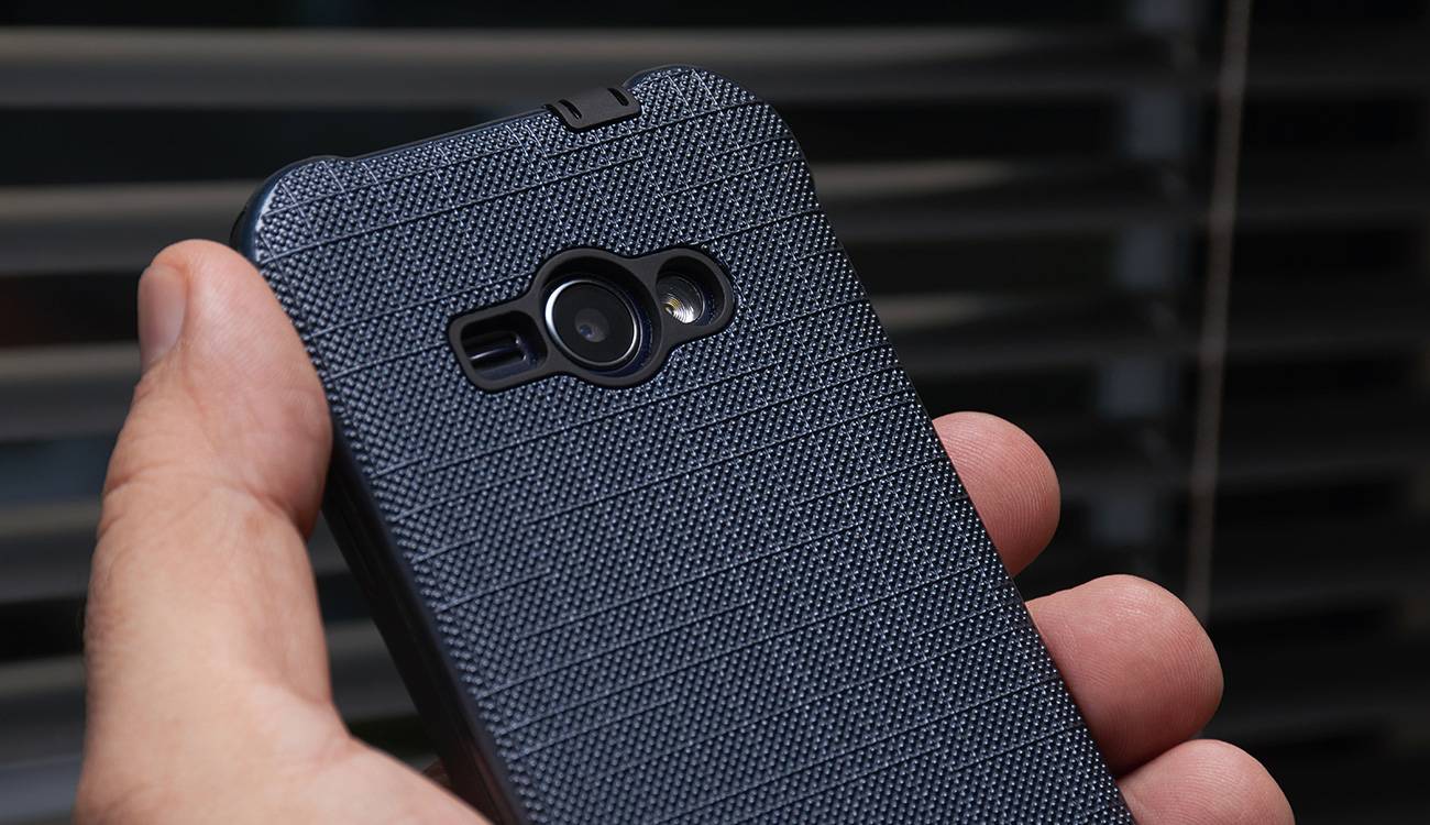 Signs that you need a new phone case